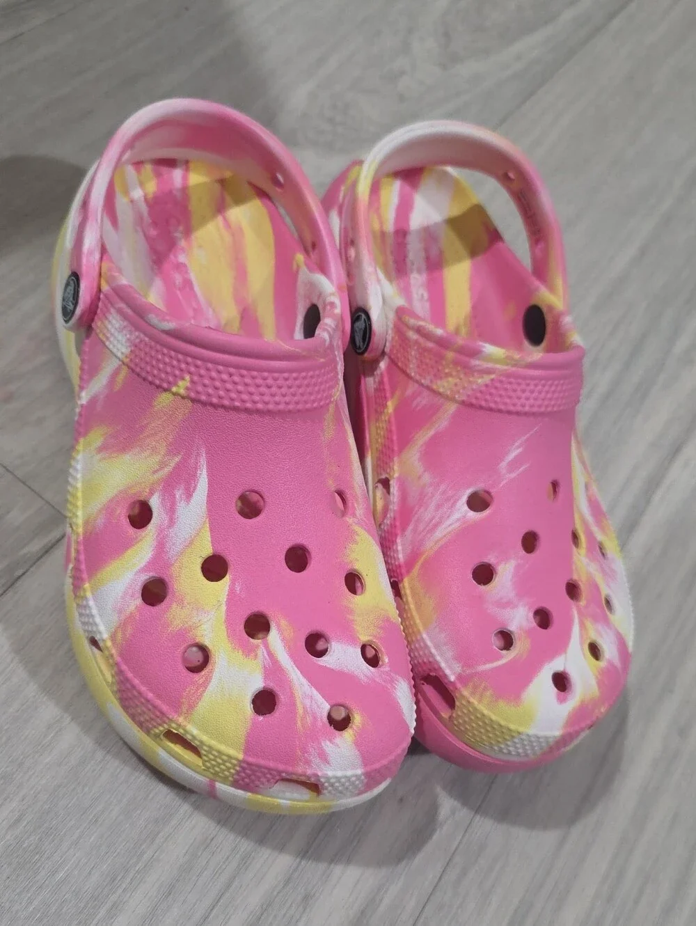 CROCS Womens Pink & Yellow Tie-Dye Platform Clogs